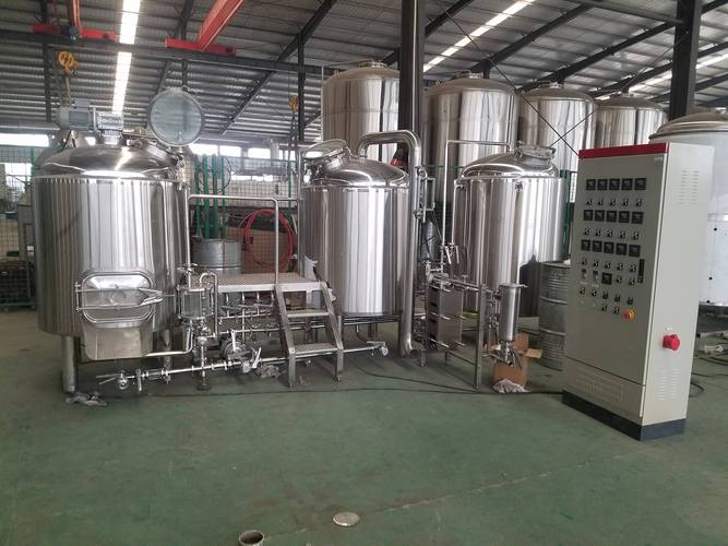 扎赉诺尔全套啤酒设备一套多少钱？开精酿厂到底得配齐哪些？